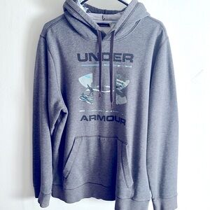 Under Armour size medium men’s hoodie with blue camo lining. Very soft